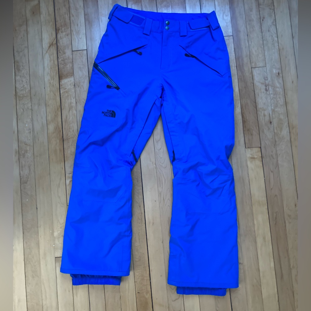 North Face Men’s blue snowpants size Medium